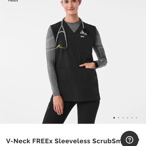 FIGS black scrub smock